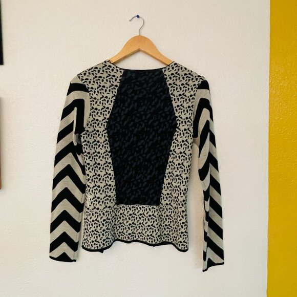 Armani Jeans Wool Blend Statement Cardigan - Size M (42 IT / 8 US) - Picture 2 of 6